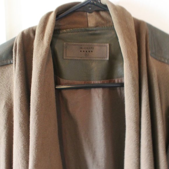 Holiday BlankNYC Jacket Faux Leather Zip Up XL - Picture 4 of 7